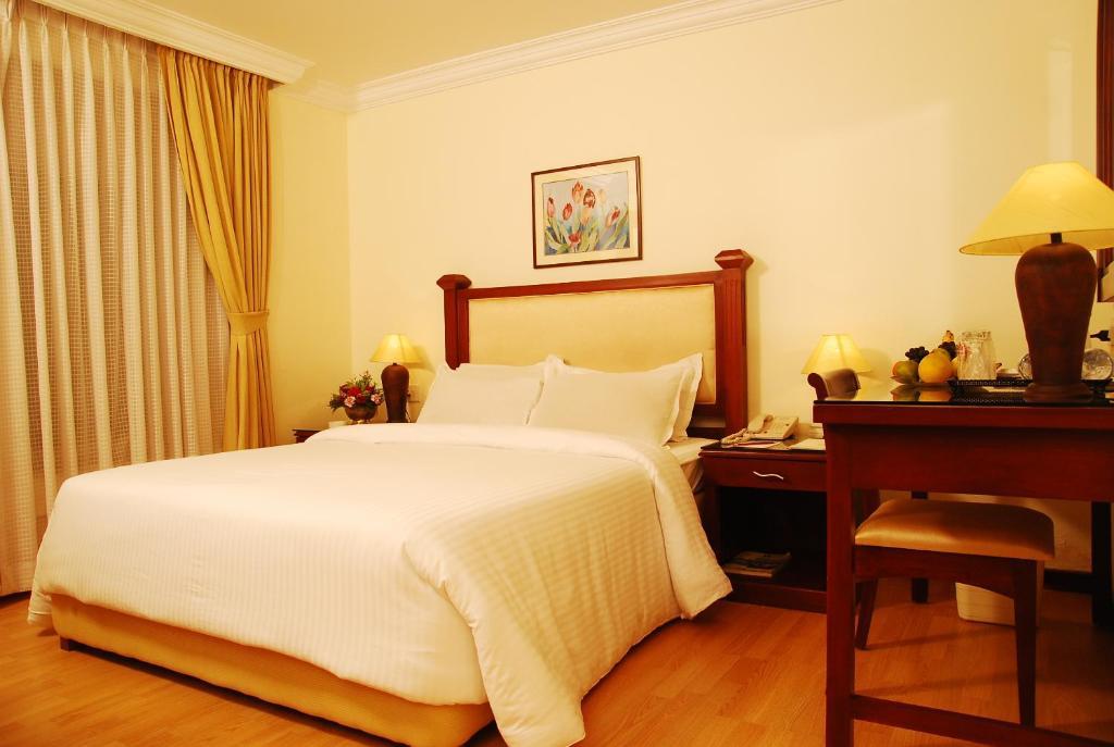 Mermaid Hotel Kochi Room photo